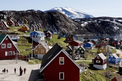 Trump, Grönland'ı Satın Almak İstiyor