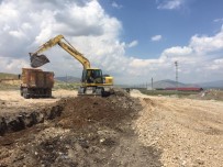 ŞEHİT BİNBAŞI - Çaldıran Belediyesinden Alt Yapı Çalışmaları