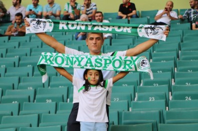 Süper Lig Açıklaması Konyaspor Açıklaması 0 - MKE Ankaragücü Açıklaması 0 (İlk Yarı)