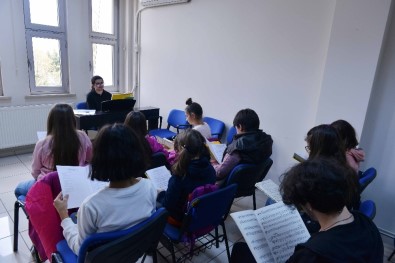 Büyükşehir Konservatuvara Başvurular Başladı