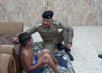 DAYAK - Iraklı Baba 70 Lira İçin Çocuğunu Öldüresiye Dövdü