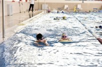 MAMAK BELEDIYESI - Mamak'ta Yüzme Havuzuna Yoğun Talep