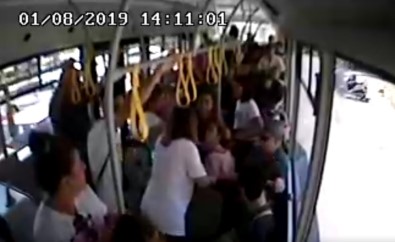 Alanya'da Şoför, Hamile Yolcu Fenalaşınca Direksiyonu Hastaneye Kırdı