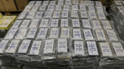 Almanya'da 4,5 ton kokain ele geçirildi