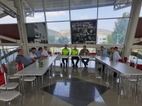 TRAFİK TESCİL - Güvenli Ve Huzurlu Bayram Yolculuğu İçin Bilgilendirme Yapıldı