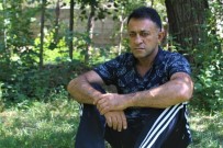 YAN ETKI - İki Böbreği İflas Eden Müzisyen Nakil Bekliyor