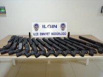 RUHSATSIZ SİLAH - Kargo Şirketine Düzenlenen Baskında Pompalı Tüfek Ele Geçirildi