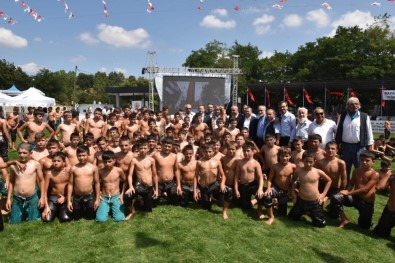 Kurtdere Güreşleri Başladı