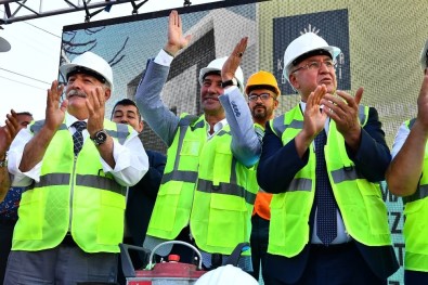Limontepe'de Coşkulu Temel Atma Töreni