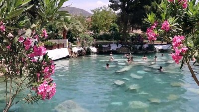 Pamukkale'de Bayram Yoğunluğu