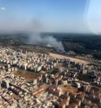 ORMANA - Saman Yüklü Kamyon Devrildi, Alev Alan Samanlar Ormanı Yaktı