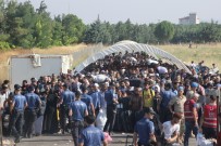 ÖZEL HAREKET - Ülkesine Bayrama Gidenlerin Sayısı 18 Bine Ulaştı