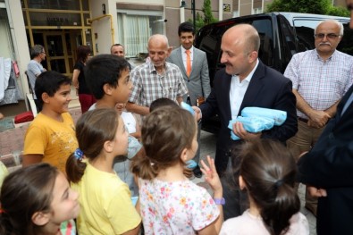 Vali Varol'dan Hastalara Moral Ziyareti, Çocuklara Diş Bakım Seti