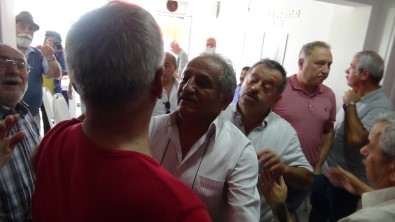 CHP'de İptal Edilen Kongre Partilileri Kızdırdı