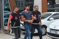 Her Yerde Aranan Cezaevi Firarisi, Halk Otobüsünde Yakalandı