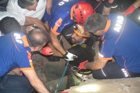 ÇEKIM - Herkes seferber oldu. TV ekibi kurtarıldı