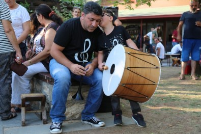 Minik Ali'den Davul Şov