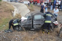 Takla Atan Araç Şarampole Devrildi Açıklaması 4 Yaralı