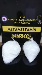 Bitlis'te 1 Kilo 888 Gram Metanfetamin Ele Geçirildi