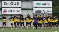 CAN BARTU - Fenerbahçe Önce Salonda, Sonra Sahada Çalıştı