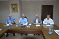 DURHASAN - İzmit Belediyesi Encümeni Toplandı