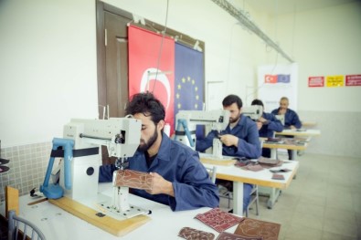 KARSEM Ve ILO'nun 'Hayata Fırsat Projesi' Kursları Devam Ediyor