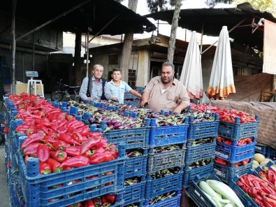 Kilis'te Kurutmalık Patlıcanlar İle Biberler Piyasada