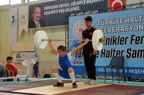 TAŞPıNAR - Minikler Ferdi Türkiye Halter Şampiyonası Akşehir'de Başladı