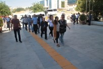 SOSYAL PAYLAŞIM - Elazığ'da PKK/KCK Operasyonu Açıklaması 6 Şüpheli Adliyeye Sevk Edildi