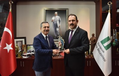 Eskişehir'in Yeni Başsavcısı İrcal'dan Tepebaşı Belediye Başkanı Ataç'a Ziyaret