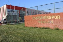 ESKIŞEHIRSPOR - Eskişehirspor'un Kulüp Eşyaları Haczedildi