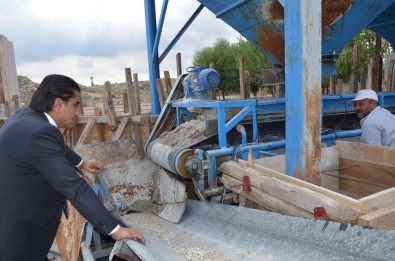 Gülşehir'de Kilitli Parke Taş Ocağı Faaliyete Geçti