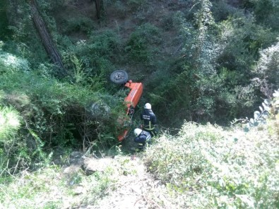 Manavgat'ta Traktör Uçuruma Devrildi Açıklaması 1 Ölü, 1 Yaralı