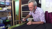 Mesleğini Yaklaşık 100 Yıllık Makasla Sürdürüyor