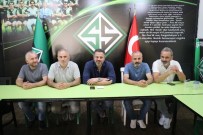 SAKARYASPOR - Sakaryaspor'da 6 Yönetici İstifa Etti
