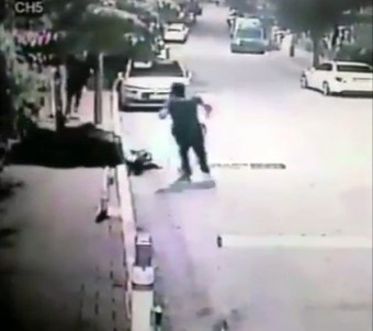 Üsküdar'da Nefes Kesen Hırsız Polis Kovalamacası Kamerada