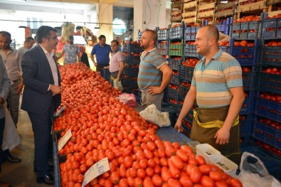 Başkan Yılmaz'dan Pazar Ziyareti