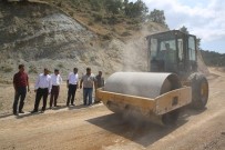 Demirci'nin Mahallelerin Yol Yapım Çalışması