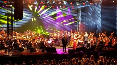 Efes Festivali Çeşme'den Başladı