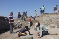 İSTANBUL ÜNIVERSITESI - Amasya'da 2 Bin 500 Yıllık Postane Bulundu