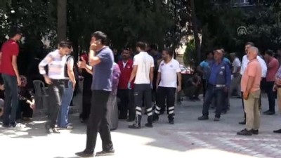 Diyarbakır'da Zırhlı Polis Aracının Devrilmesi