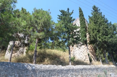 Ermeni Vakfı, Kozan'daki Tarihi Manastırın İadesi İçin Dava Açtı