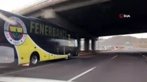 MEDİPOL BAŞAKŞEHİR - Fenerbahçe Takım Otobüsü Stada Ulaştı