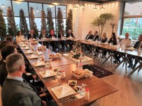 BALıKESIR MERKEZ - Vali Yazıcı'dan Komutanlara Veda Yemeği