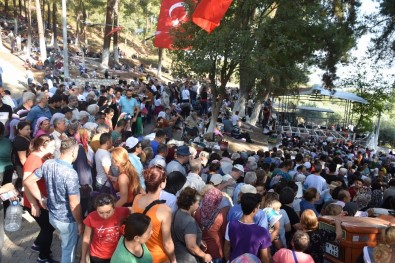 Dedebağ Hayrı İçin Kazanlar 737. Kez Kaynatıldı