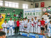 MAHMUT KıLıÇ - Gençler Karate Şampiyonasından Madalyalarla Döndü
