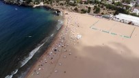 ENGELLİ YOLU - (Özel) Nemden Bunalan İstanbulluların Akın Ettiği Riva Plajı Havadan Görüntülendi