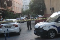 KıRAATHANE - Tartıştığı Temizlik İşçilerine Kurşun Yağdırdı Açıklaması 1'İ Ağır 2 Yaralı