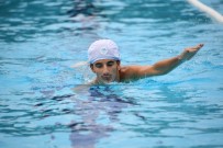 OMURGA EĞRİLİĞİ - Yüzme Kursu, Skolyoz Hastası Görkem'in Umudu Oldu