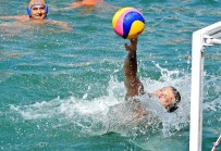 KUPA TÖRENİ - Çeşme Marina'da Su Topu Heyecanı